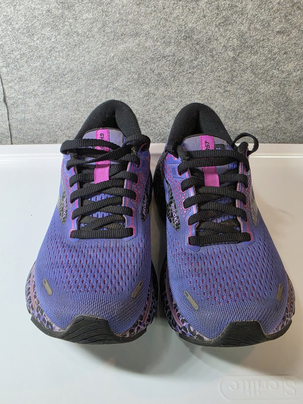 Brooks Ghost 14 Limited Edition Running Shoes In electric Cheetah - Picture 2 of 10